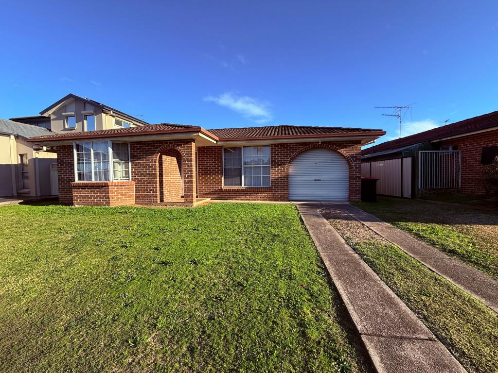 18 Werona Ave, Claremont Meadows, NSW 2747