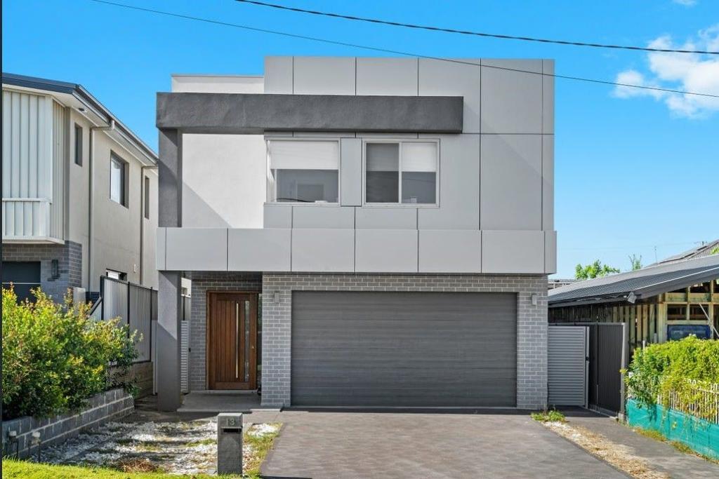 13 Charles St, Smithfield, NSW 2164