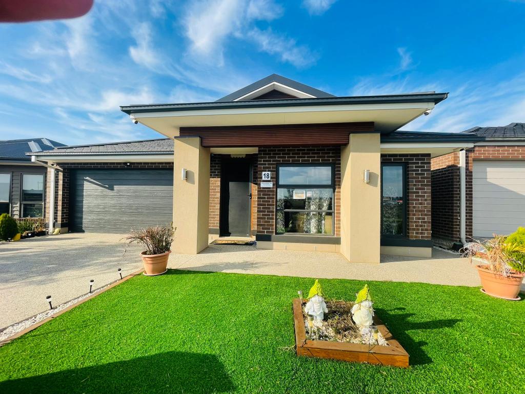 18 Biscotti Cres, Manor Lakes, VIC 3024