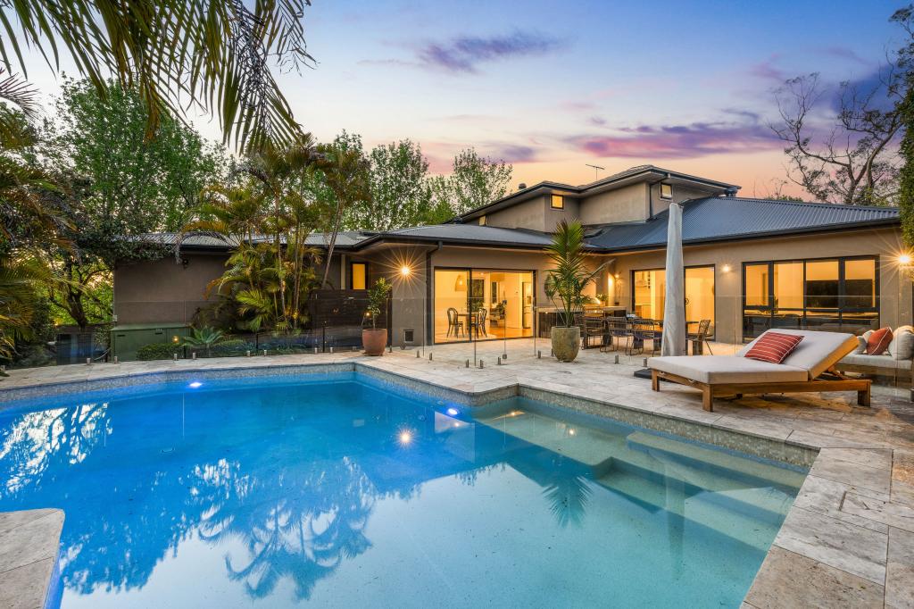 1 Fairview Ave, St Ives Chase, NSW 2075