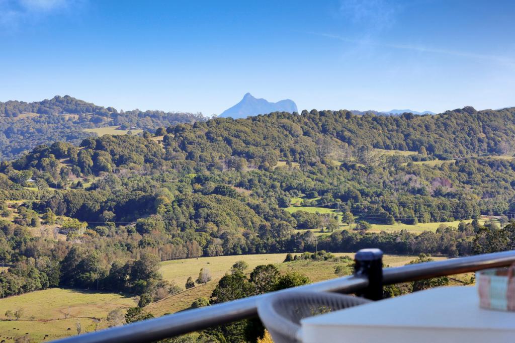 8 VAIL CT, BILAMBIL HEIGHTS, NSW 2486