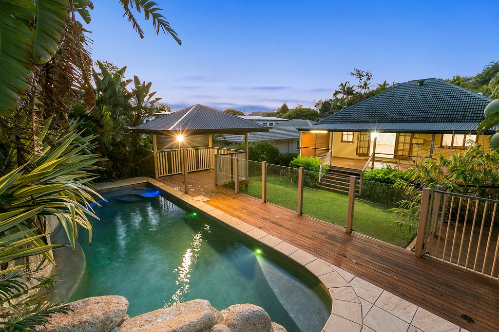 52 Latimer St, Holland Park, QLD 4121