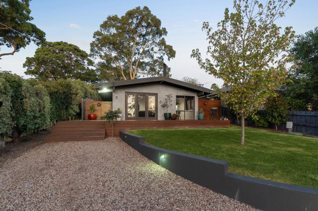 3 Luke Pl, Guys Hill, VIC 3807