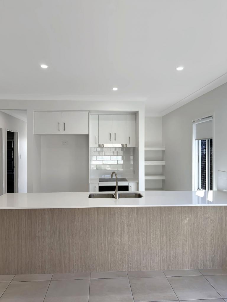 10 Elridge Bvd, Jimboomba, QLD 4280