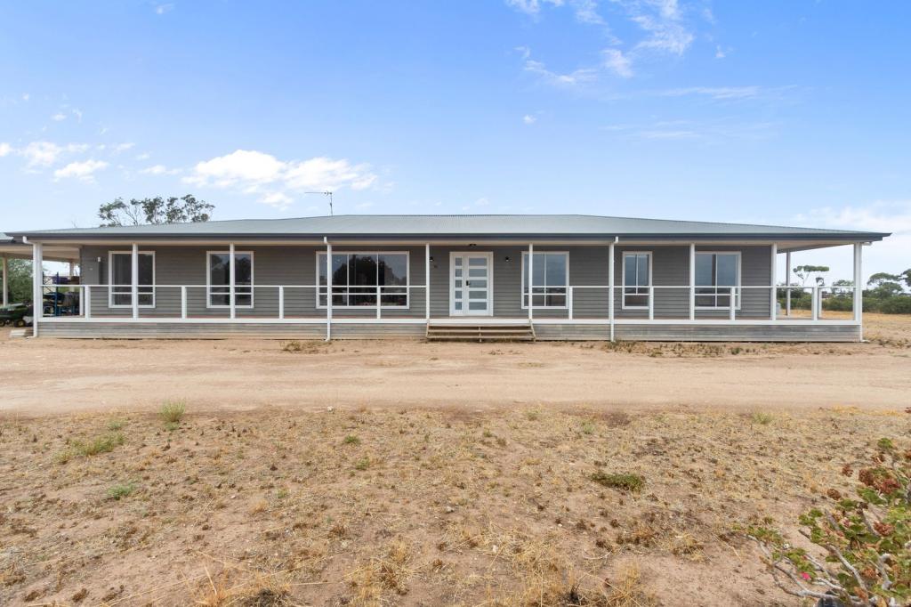 51 Collins Rd, East Moonta, SA 5558