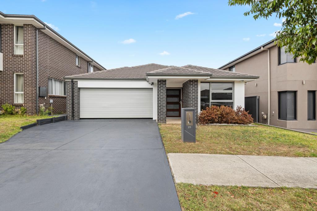 25 PALAVER ST, LEPPINGTON, NSW 2179