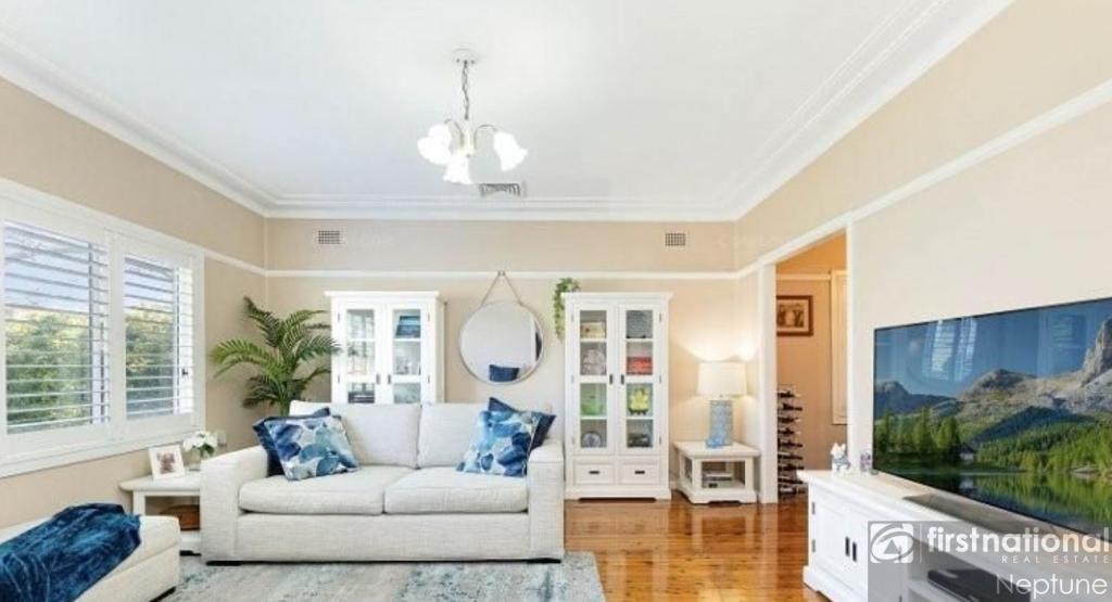 9 Bulli Rd, Toongabbie, NSW 2146