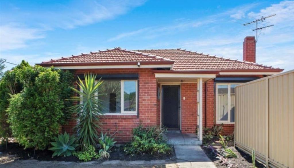 5 Kerry St, Hamilton Hill, WA 6163