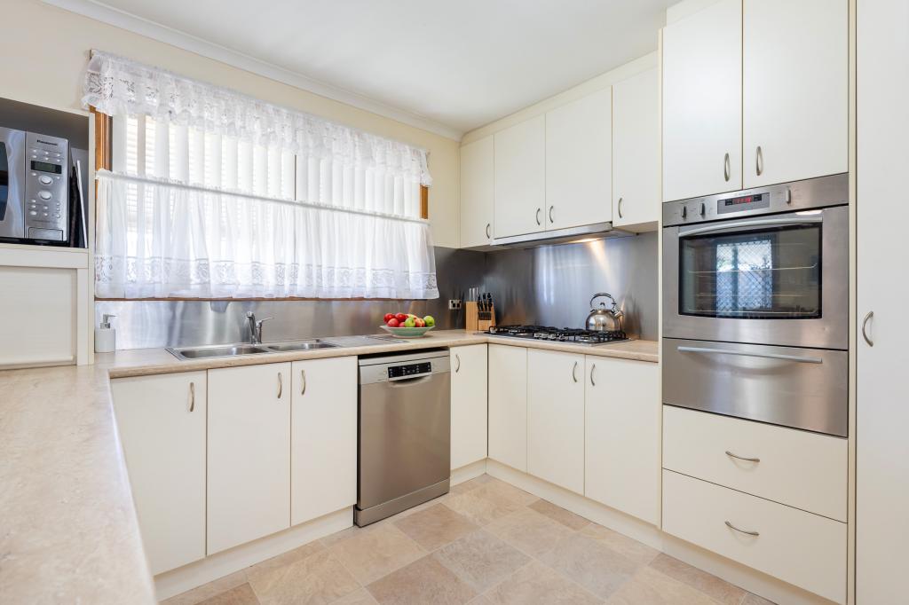 18 Townview Ave, Walla Walla, NSW 2659