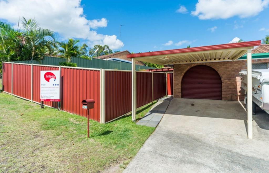 2/5 Paramount Pl, Oxenford, QLD 4210