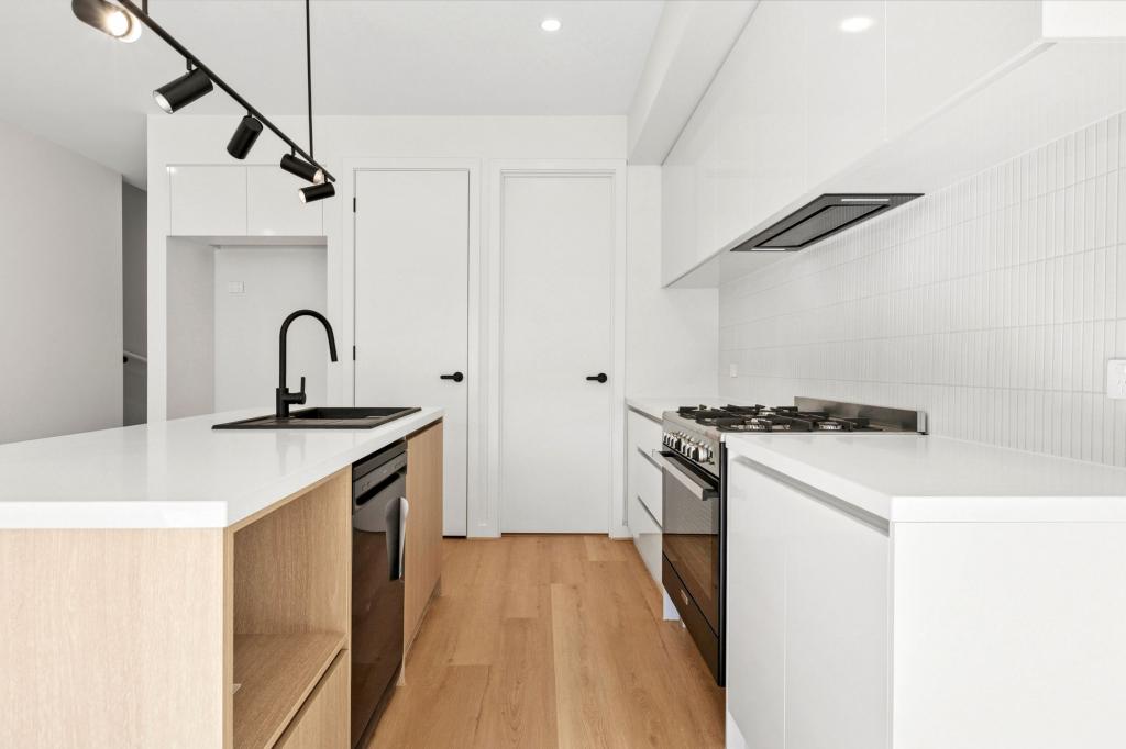 8 Litania Way, Clyde, VIC 3978