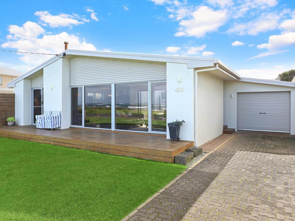 40 Ocean Dr, Port Fairy, VIC 3284