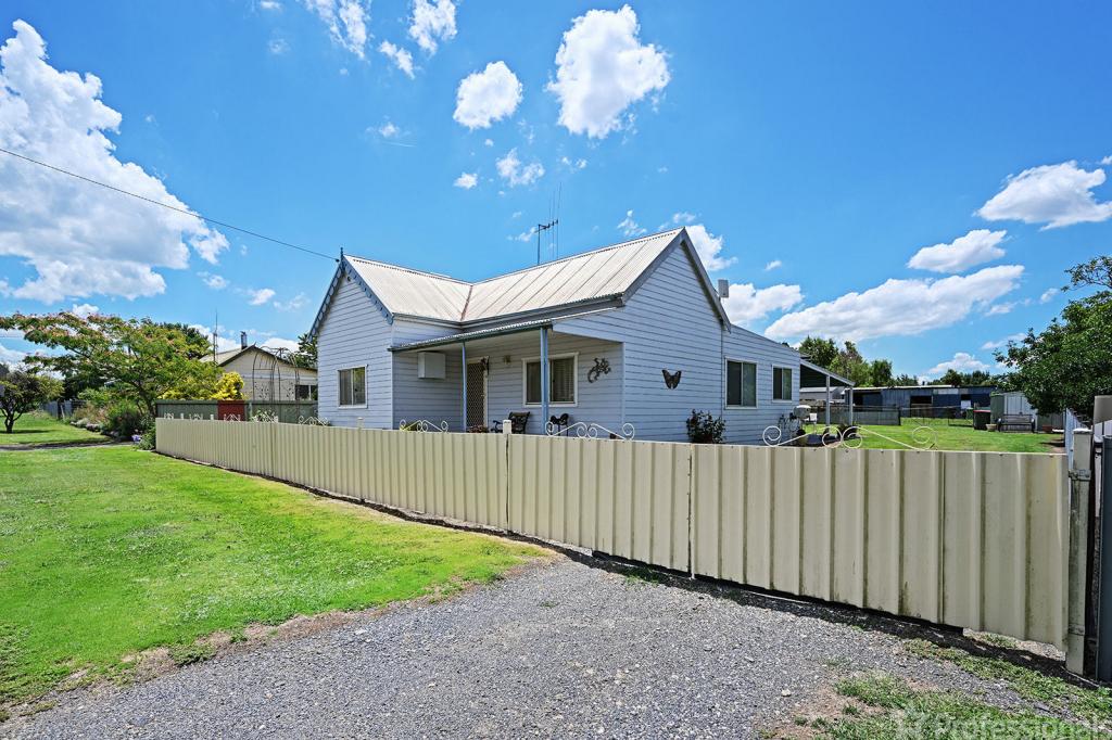 19 Seaton St, Spring Hill, NSW 2800