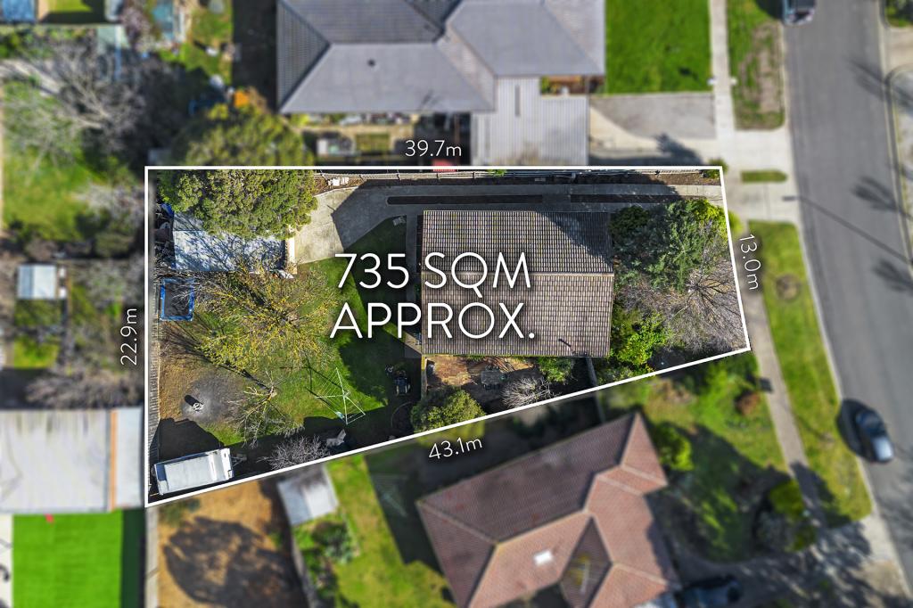 22 Angourie Cres, Taylors Lakes, VIC 3038