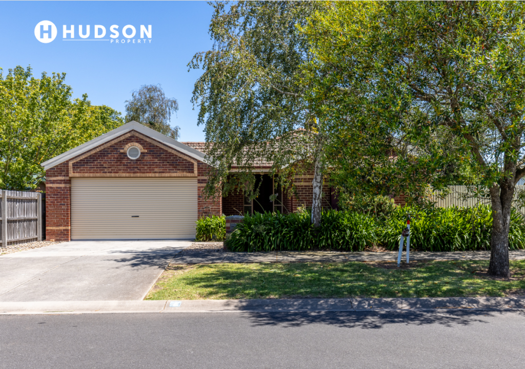 2 Woodburne Dr, Sale, VIC 3850