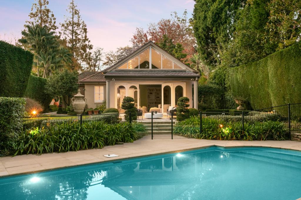 19 Water St, Wahroonga, NSW 2076