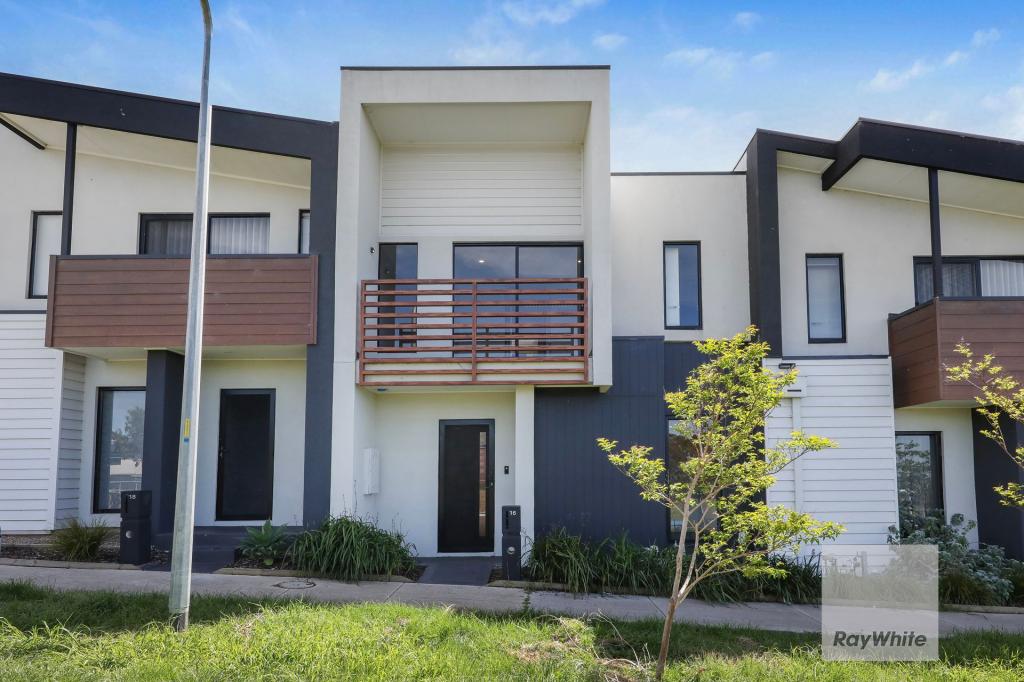 16 ZENITH WALK, GREENVALE, VIC 3059