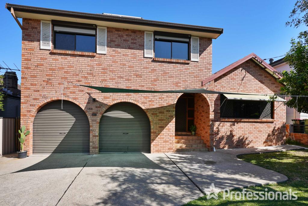 215 Ware St, Fairfield Heights, NSW 2165