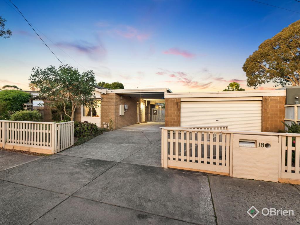 18 Long St, Langwarrin, VIC 3910