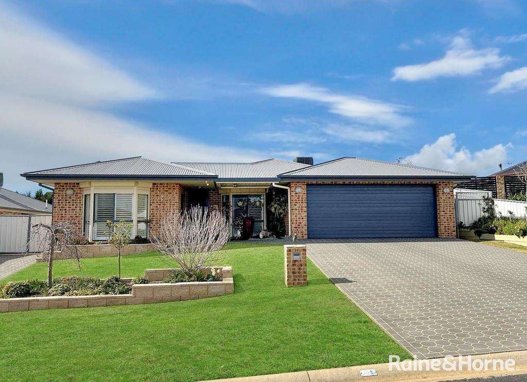 2 Gold Ct, Young, NSW 2594