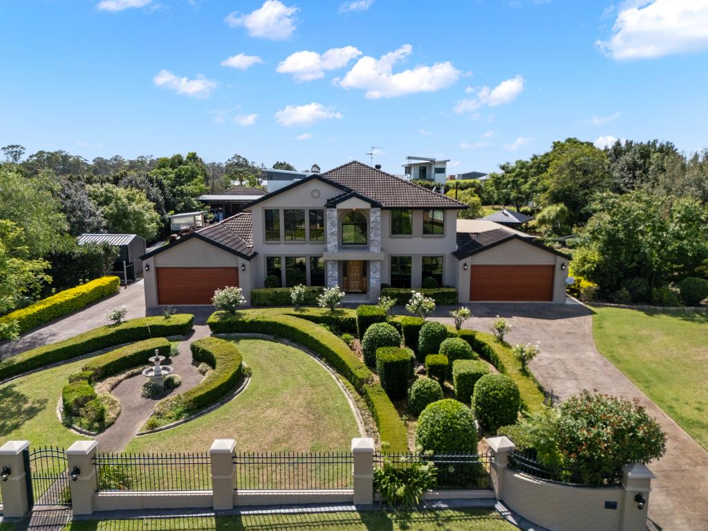 7 GREEN HILLS DR, SILVERDALE, NSW 2752