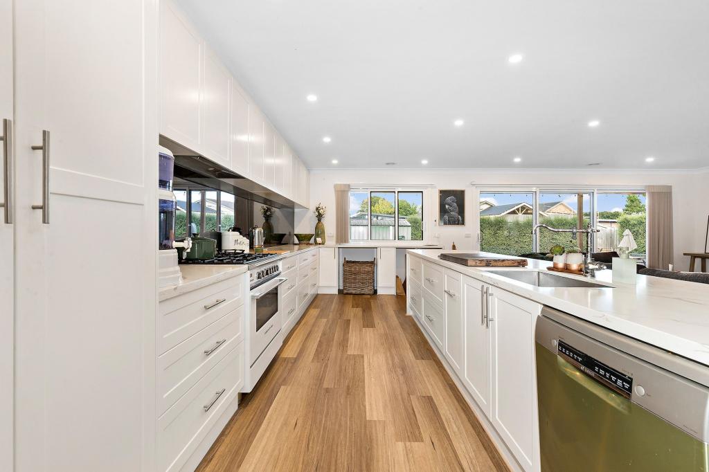 40 Belar Ave, Frankston, VIC 3199