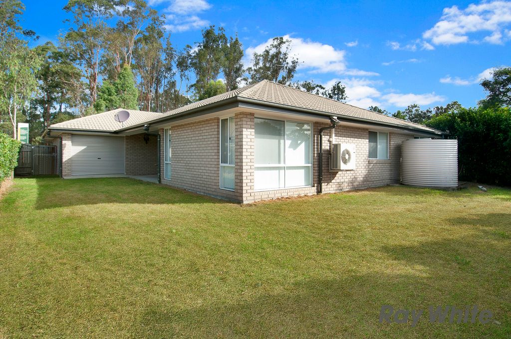 13 Goldsborough Pde, Waterford, QLD 4133