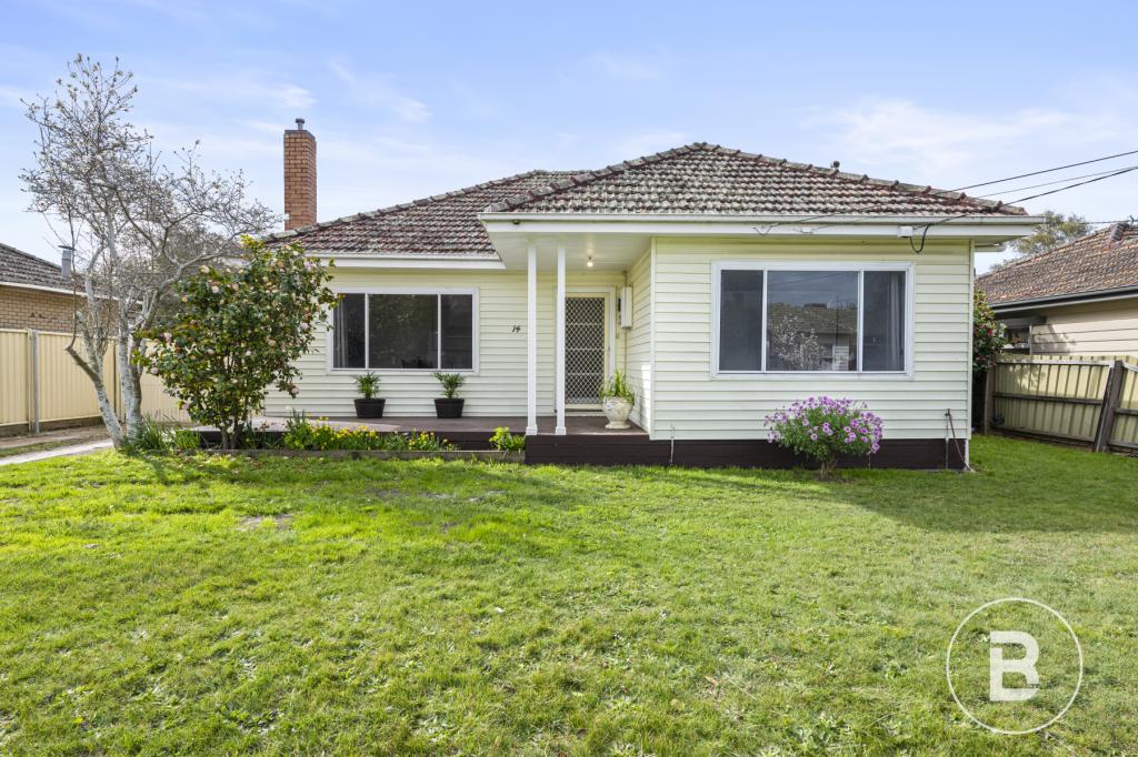 14 Shirley St, Wendouree, VIC 3355