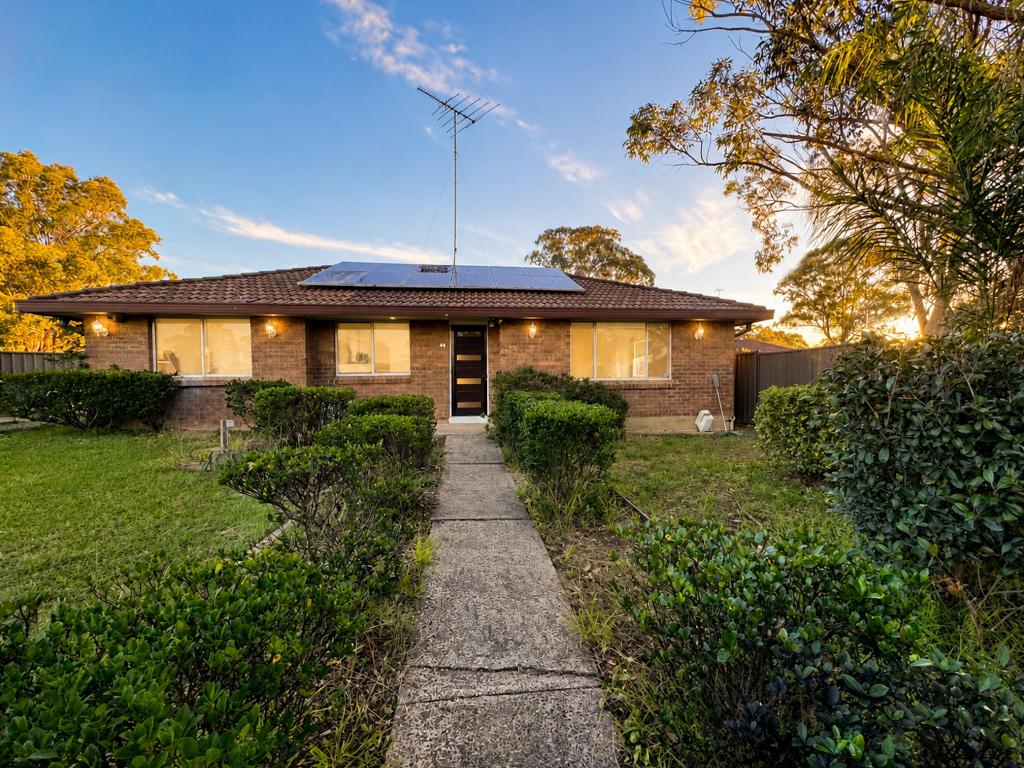 44 Armstein Cres, Werrington, NSW 2747