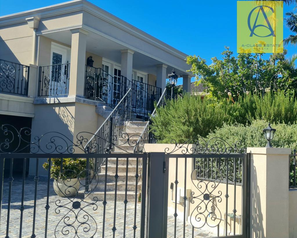 4a Masters Pl, Girraween, NSW 2145