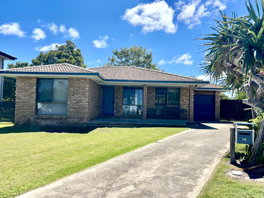 14 Blue Gum Ave, Sandy Beach, NSW 2456