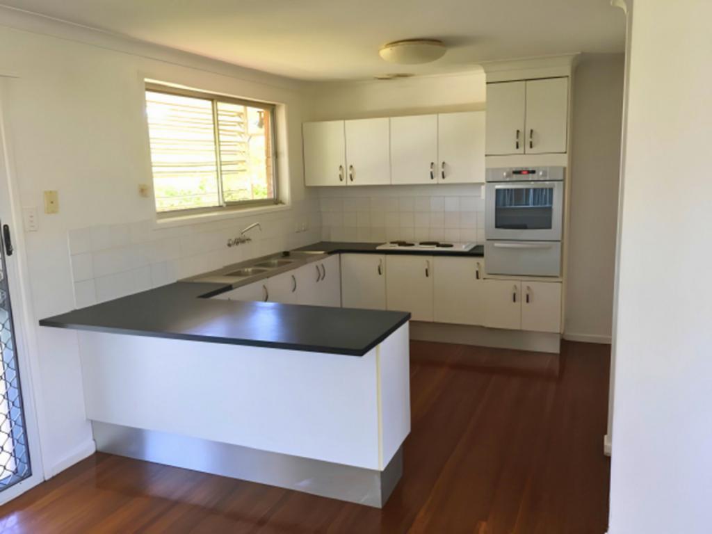 139 Ham Rd, Mansfield, QLD 4122