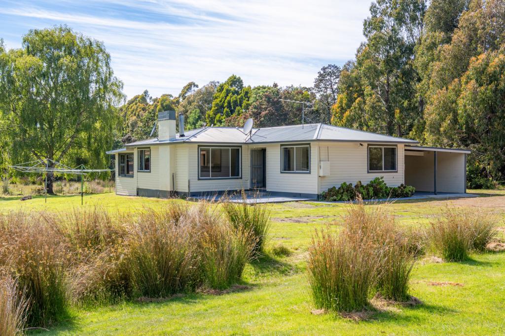 8769 Huon Hwy, Southport, TAS 7109