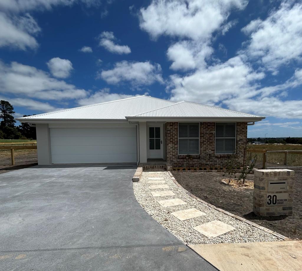 30 Nicholson Cct, Crookwell, NSW 2583