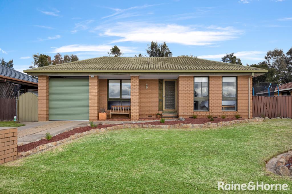 50 Naretha St, Glenfield Park, NSW 2650