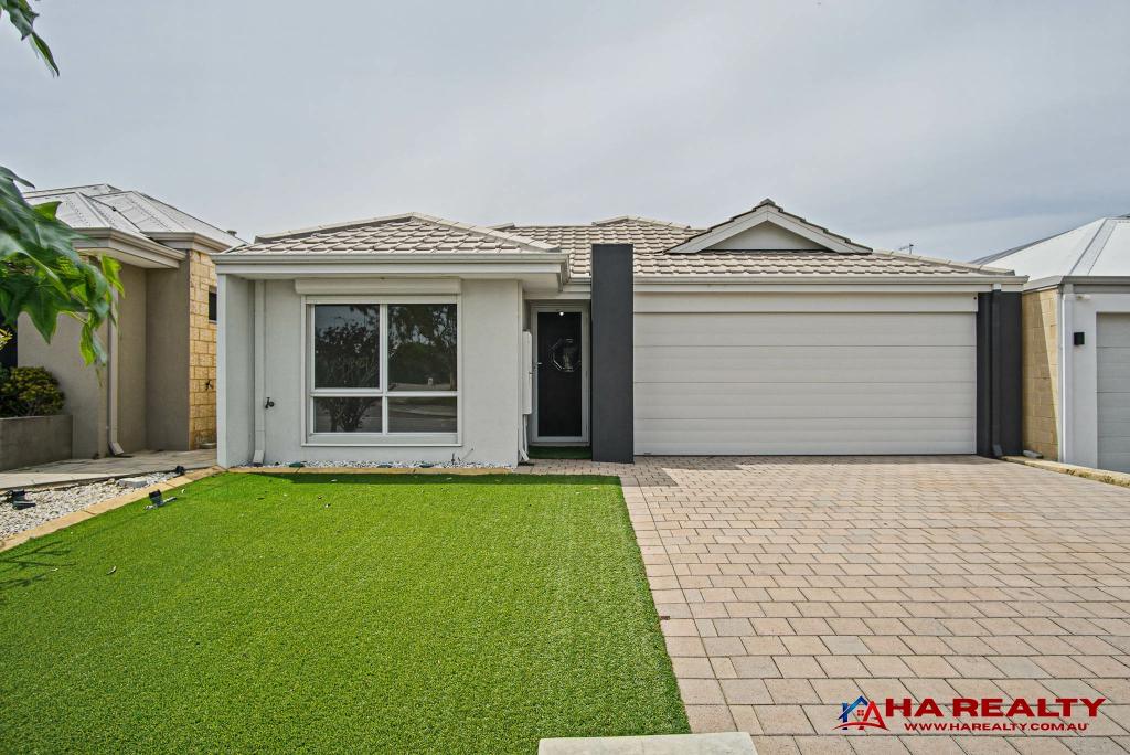 92 SEMERWATER CRES, AVELEY, WA 6069