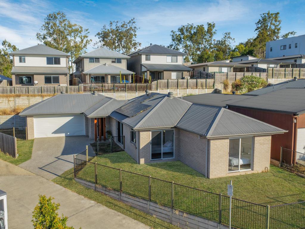 45 Cambridge Way, Ripley, QLD 4306