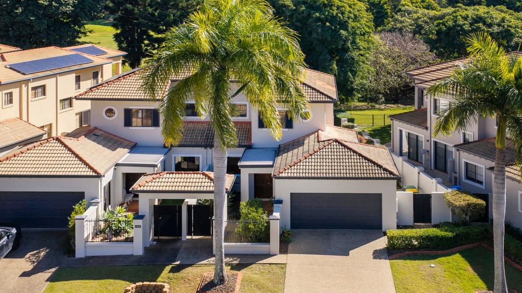 3220 Palladian Dr, Hope Island, QLD 4212