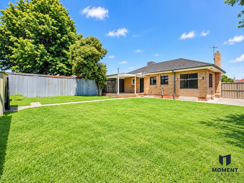 46 LOCHER AVE, RESERVOIR, VIC 3073