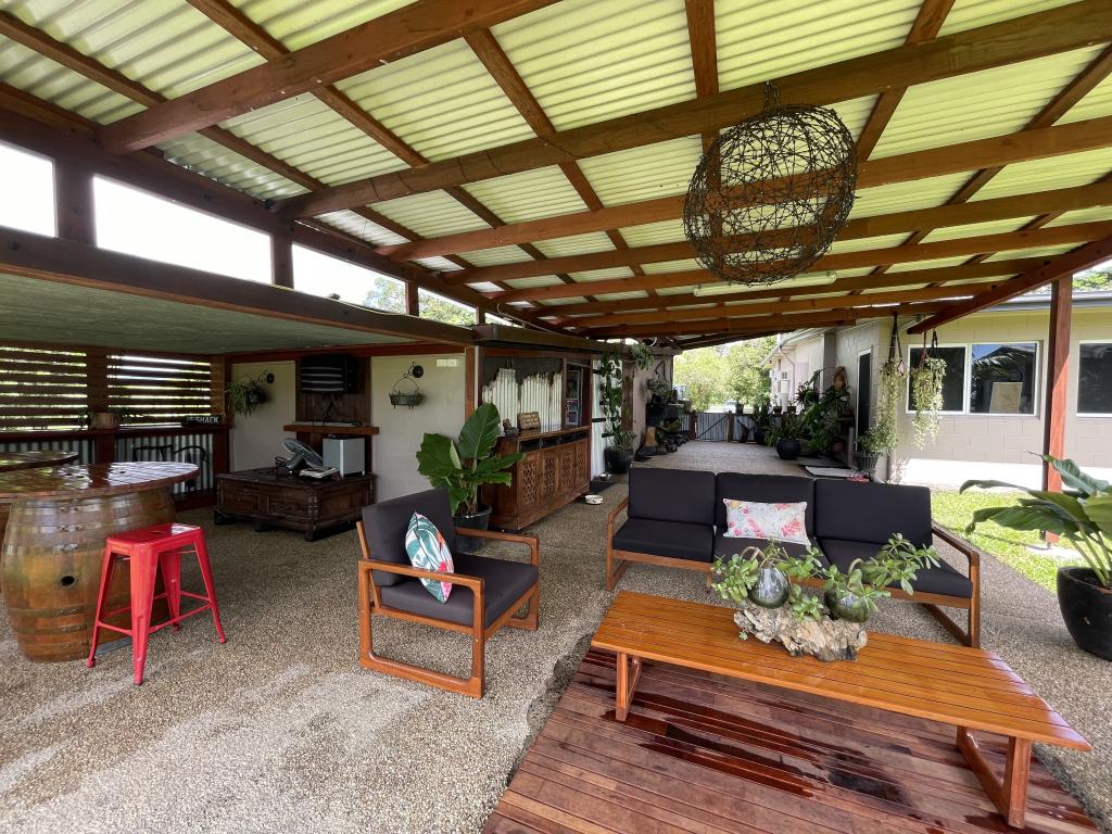 61134 Bruce Hwy, El Arish, QLD 4855