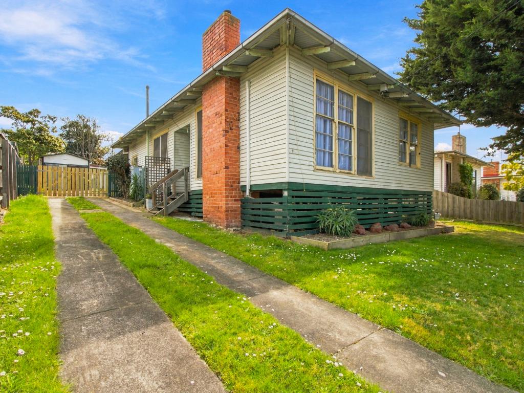 11 Doolan St, Morwell, VIC 3840