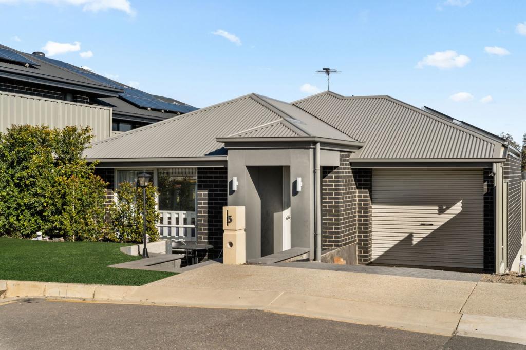 5 Rhen Ct, Seaford Heights, SA 5169