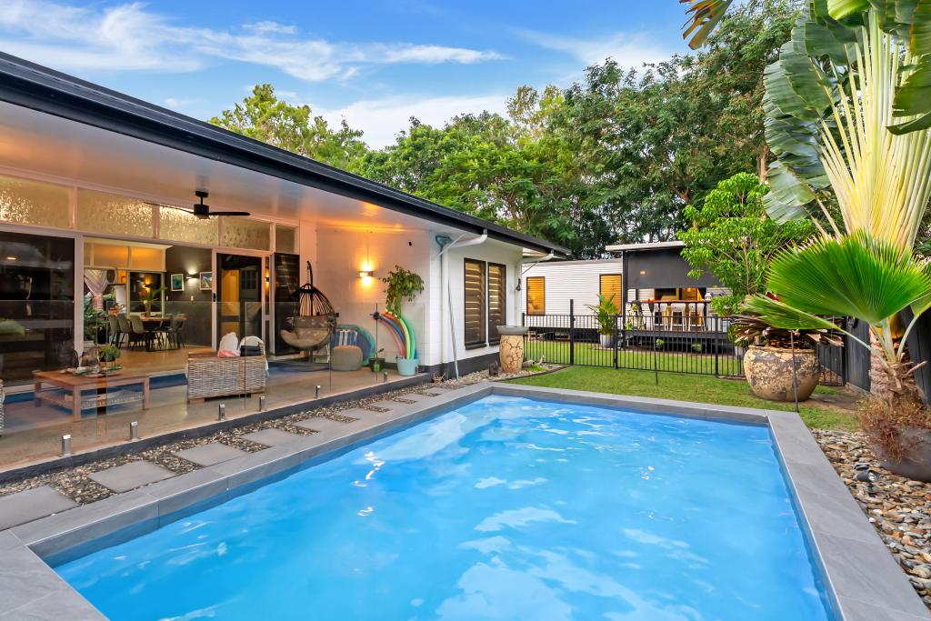 58 Baronia Cres, Holloways Beach, QLD 4878