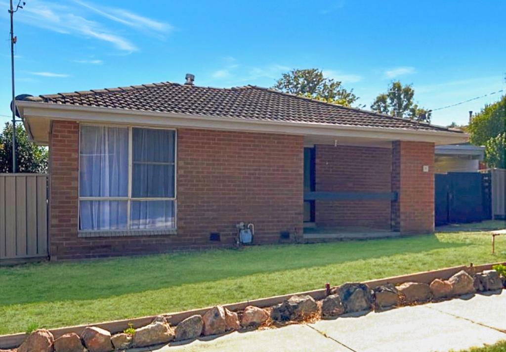 2 Moody Ct, Seymour, VIC 3660