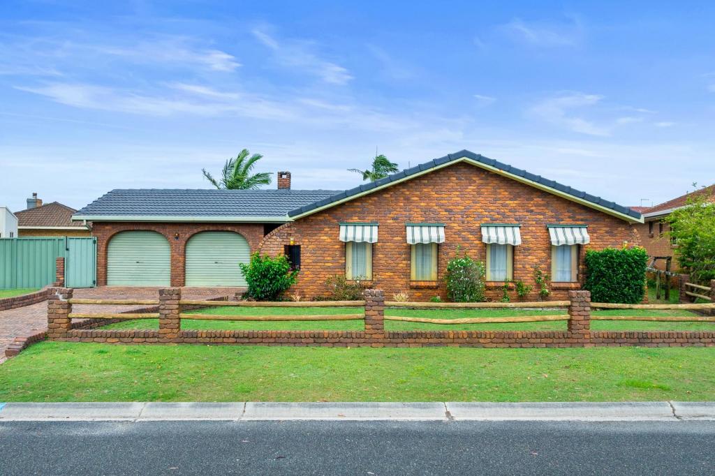 1 Willow Way, Yamba, NSW 2464