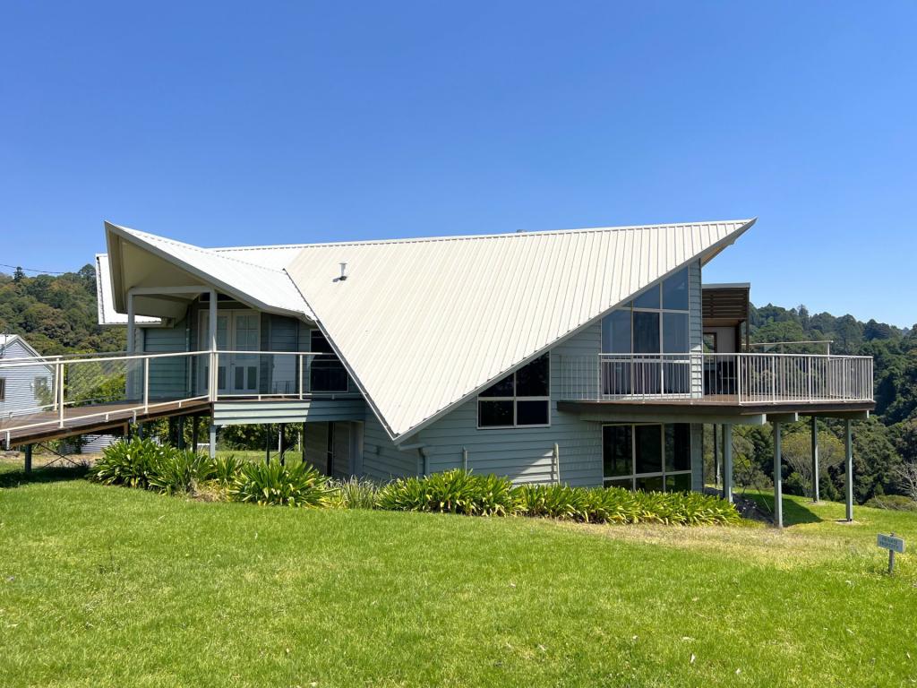 50 Bowerbird Lane, Bunya Mountains, QLD 4405