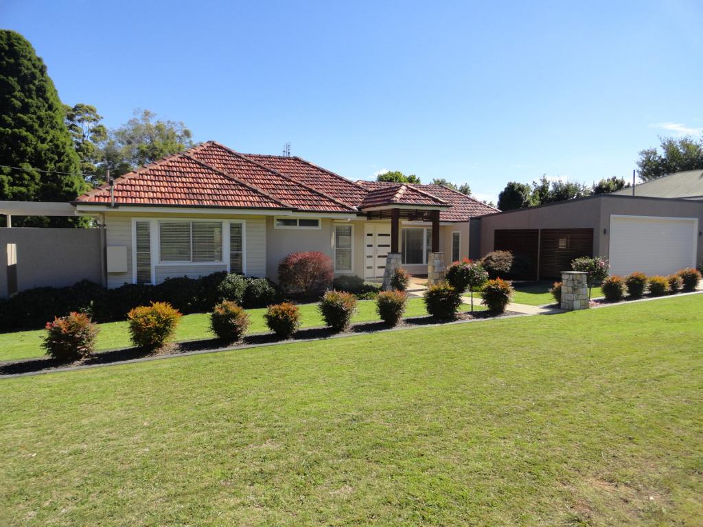 141 Mackenzie St, East Toowoomba, QLD 4350