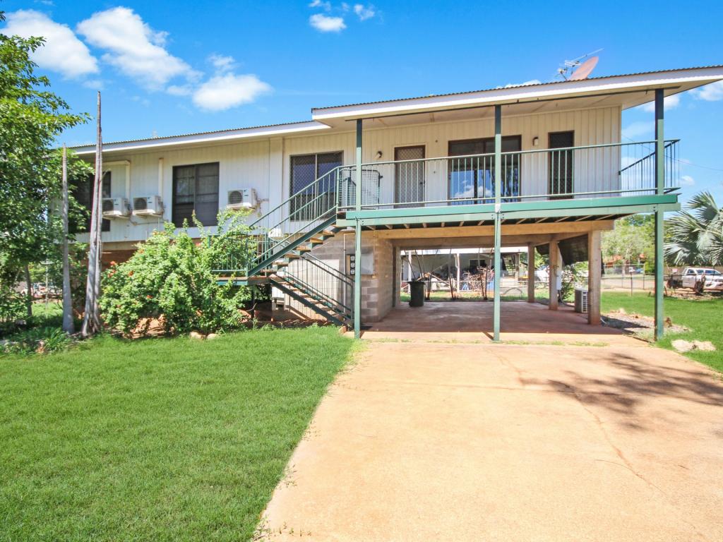 2 FINNISS PL, KATHERINE EAST, NT 0850