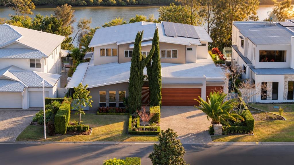 3030 The Boulevarde, Benowa, QLD 4217