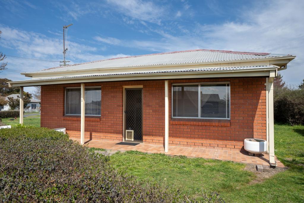 38 Orange Rd, Blayney, NSW 2799